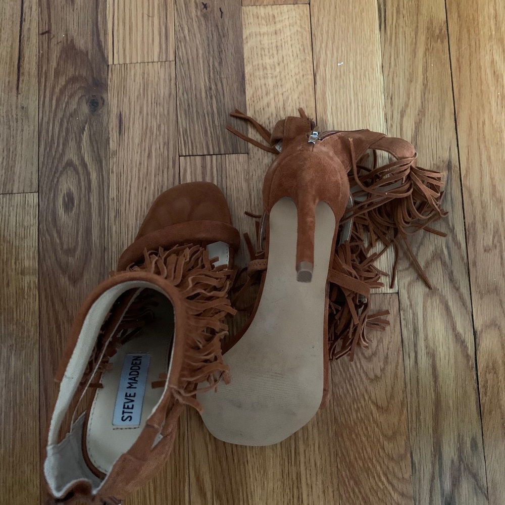 Steve Madden heels - Picture 2 of 4